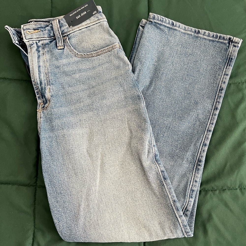 Hollister ultra high-rise dad jean
